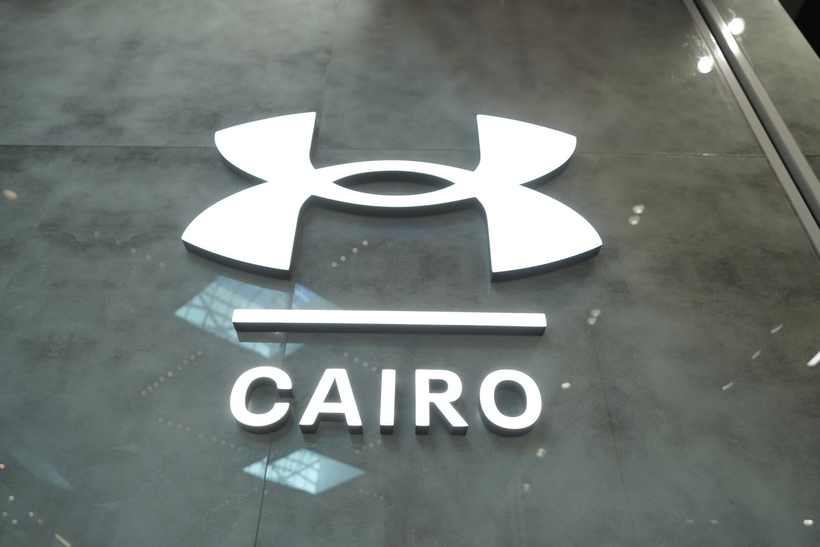 Under Armour — image 7